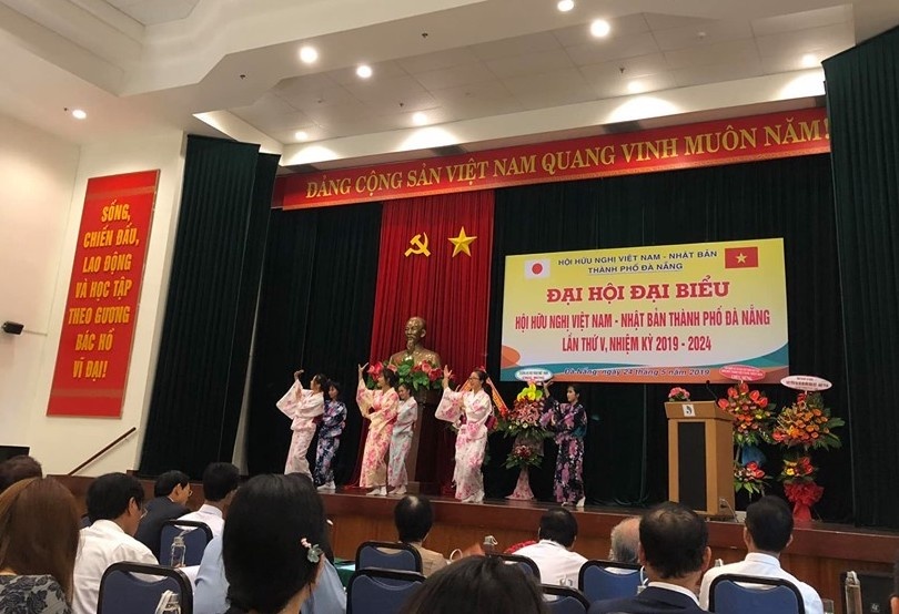 Nguyên Giám đốc Đại học Đà Nẵng được bầu làm Chủ tịch Hội hữu nghị Việt – Nhật TP Đà Nẵng nguyen giam doc dai hoc da nang duoc bau lam chu tich hoi huu nghi viet nhat tp da nang