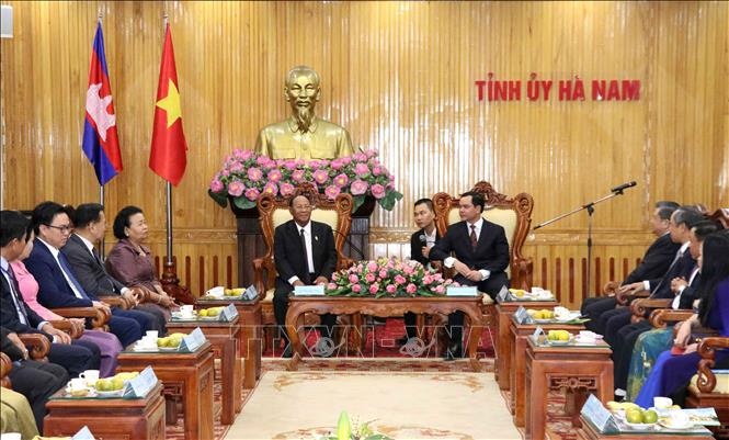 Tăng cường hợp tác giữa Hà Nam với các địa phương của Campuchia tang cuong hop tac giua ha nam voi cac dia phuong cua campuchia