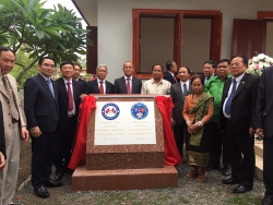 hoi huu nghi viet nam lao don nhan huan chuong huu nghi cua chinh phu lao