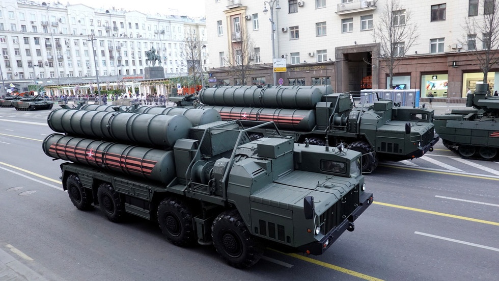 Nga sắp bàn giao tên lửa phòng không S-400 cho Thổ Nhĩ Kỳ bat chap su phan doi cua my nga se ban giao s 400 toi tho nhi ky sau 2 thang nua