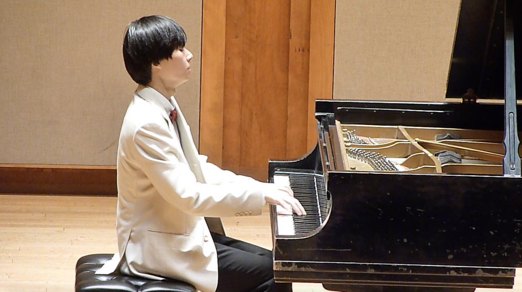 Tài năng Piano Việt Nam khát khao lan tỏa tinh hoa nhạc Việt ra thế giới tai nang piano viet nam khat khao lan toa tinh hoa nhac viet ra the gioi