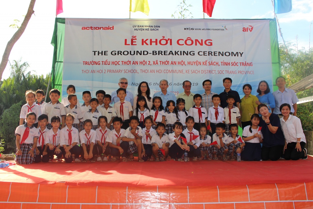 actionaid chung tay cai tao truong tieu hoc cua xa ngheo o soc trang
