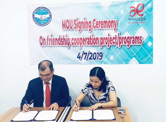 Văn phòng phía Nam VUFO đẩy mạnh các chương trình giao lưu với Hàn Quốc van phong phia nam vufo day manh cac chuong trinh giao luu voi han quoc
