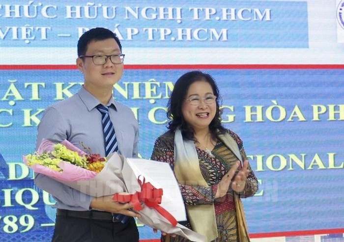 thanh lap chi hoi hoi huu nghi viet phap benh vien nhi dong 2