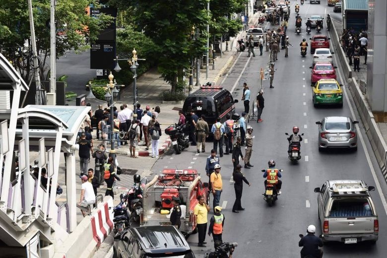 Bangkok rung chuyển bởi bom thật, bom giả bom no lien tiep o bangkok bom gia gan hoi nghi asean