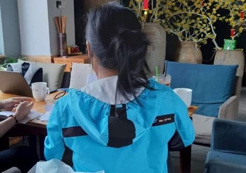 Vụ "nữ giúp việc bị hãm hiếp": Sau con gái, vợ lên tiếng tố cáo chồng vu nu giup viec bi ham hiep sau con gai vo len tieng to cao chong