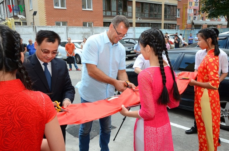 Đại sứ quán thông tin tình hình Biển Đông với bà con người Việt tại Odessa dai su quan thong tin tinh hinh bien dong voi ba con nguoi viet tai odessa