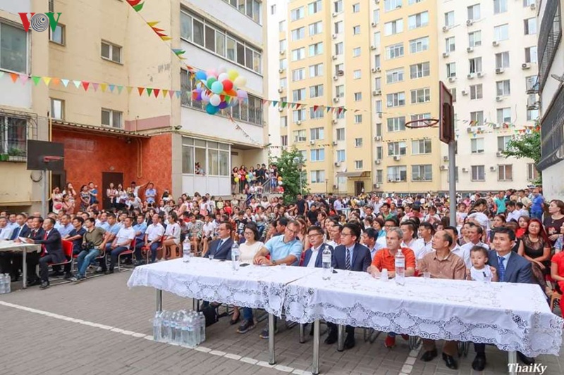 Đại sứ quán thông tin tình hình Biển Đông với bà con người Việt tại Odessa dai su quan thong tin tinh hinh bien dong voi ba con nguoi viet tai odessa