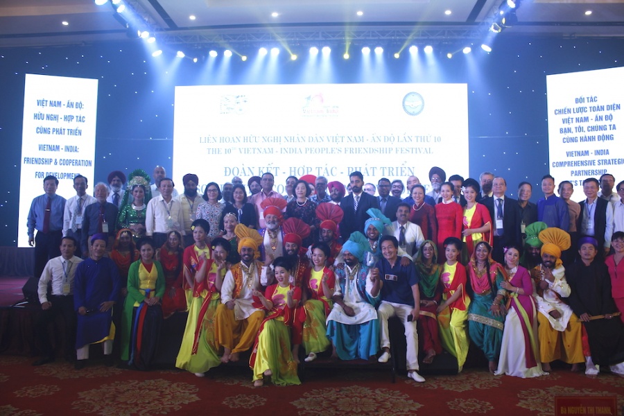 Khai mạc Liên hoan hữu nghị nhân dân Việt Nam - Ấn Độ lần thứ 10 khai mac lien hoan huu nghi nhan dan viet nam an do lan thu 10