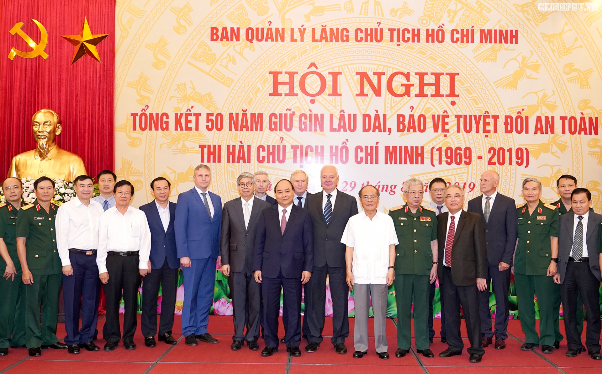 Giữ gìn thi hài Chủ tịch Hồ Chí Minh cho muôn đời sau giu gin thi hai chu tich ho chi minh cho muon doi sau
