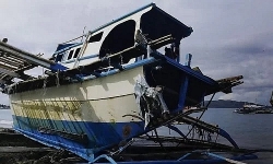 tong thong philippines bat den xanh cho dan ban quan tham