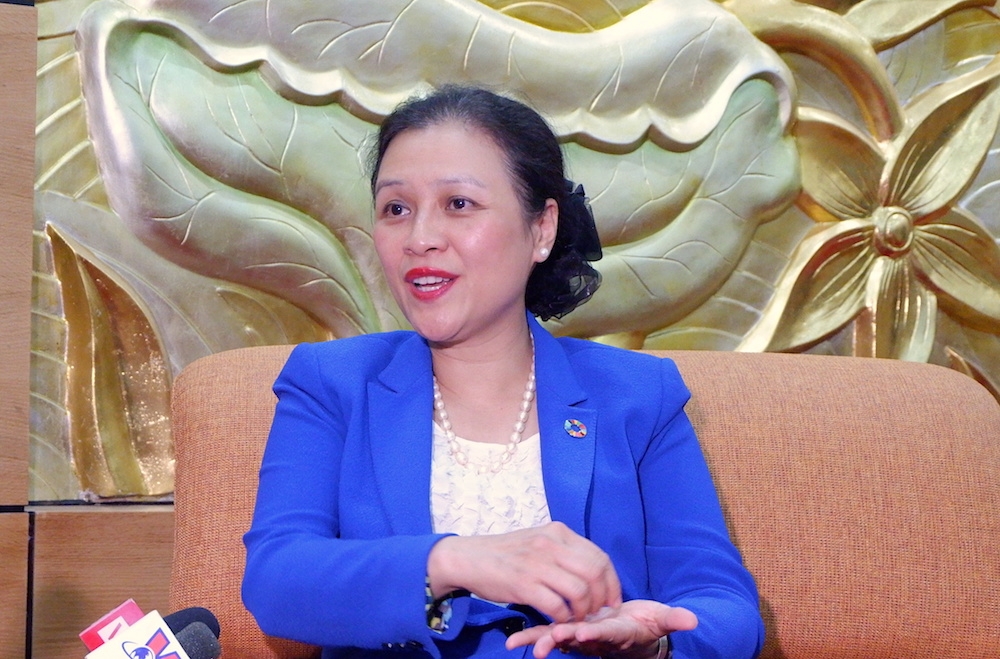 Đoàn kết quốc tế cần chủ động và tích cực doan ket quoc te can chu dong va tich cuc