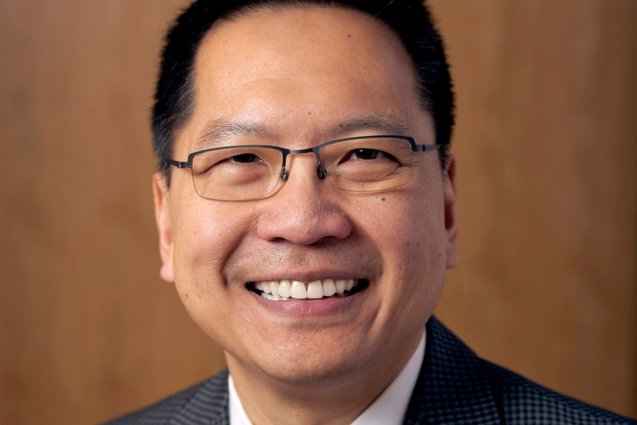 bac si goc viet duoc bo nhiem lam giam doc trung tam y te cua dai hoc harvard