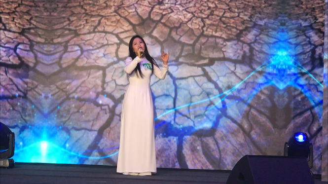 Kết thúc Liên hoan "Tôi yêu tiếng nước tôi": Ăm ắp những nhớ thương ket thuc lien hoan toi yeu tieng nuoc toi am ap nhung nho thuong