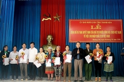 70 cong dan lao vui mung duoc nhap quoc tich viet nam