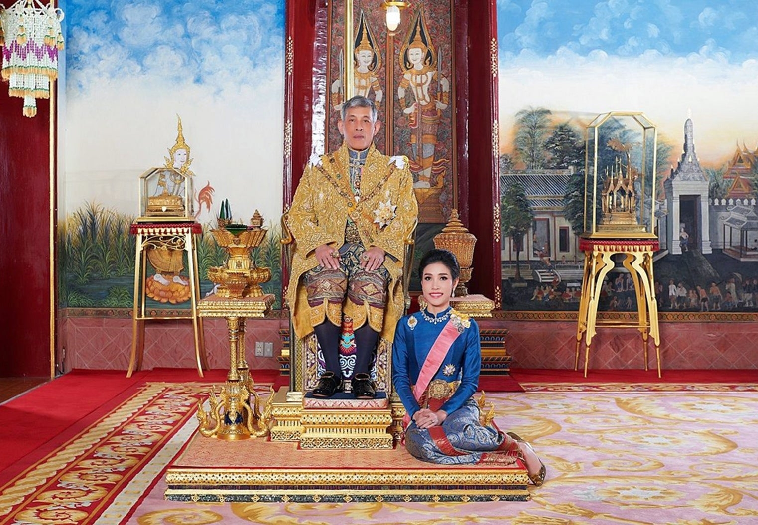 Nhan sắc Hoàng Quý Phi Thái Lan vừa bị phế truất ở tuổi 34 nhan sac xinh dep cua hoang quy phi thai lan vua bi phe truat