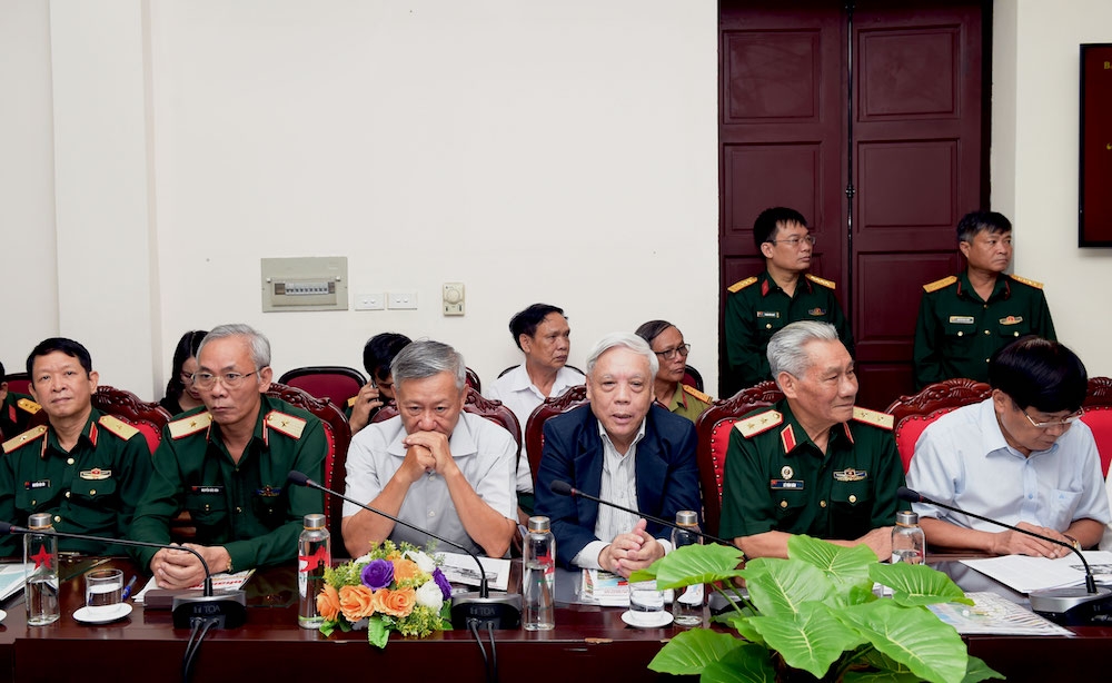 Tọa đàm 70 năm Ngày truyền thống quân tình nguyện và chuyên gia Việt Nam tại Lào toa dam 70 nam ngay truyen thong quan tinh nguyen va chuyen gia viet nam tai lao