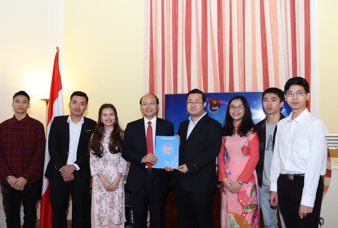 Thành lập Hội Sinh viên Việt Nam tại Áo thanh lap hoi sinh vien viet nam tai ao
