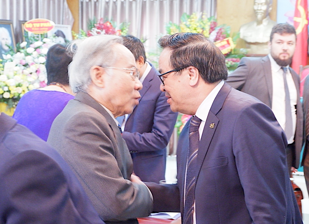 Nguyên Bộ trưởng Bộ Tư pháp Hà Hùng Cường được bầu làm Chủ tịch Quỹ Hoà bình và Phát triển Việt Nam nguyen bo truong bo tu phap ha hung cuong duoc bau lam chu tich quy hoa binh va phat trien viet nam