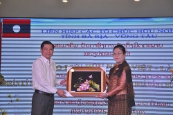 viet lao trong trai tim nhau