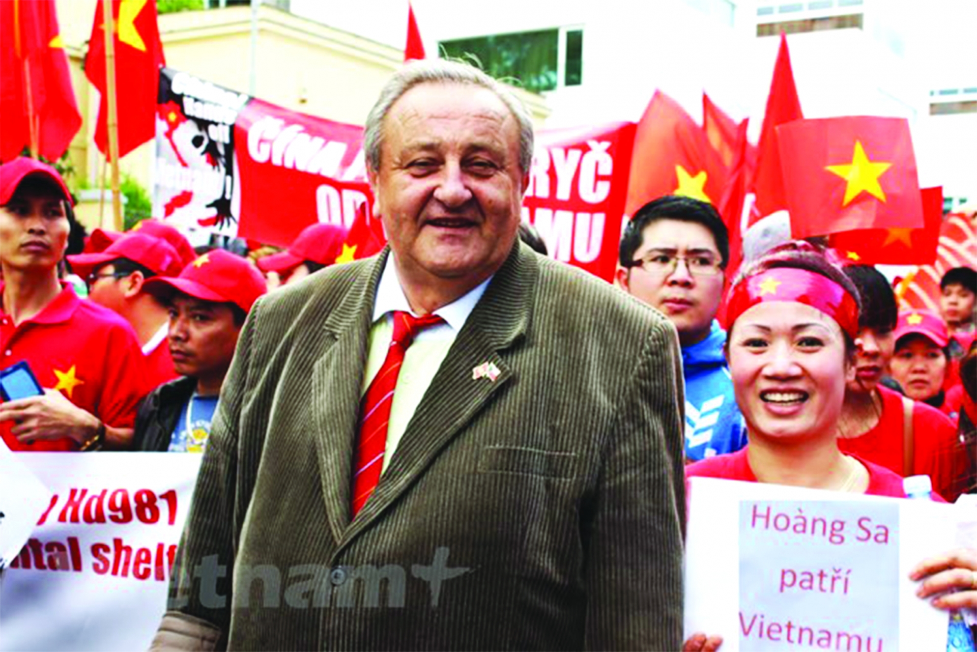 van dong cong ly cho bien dong dong thanh tieng ban