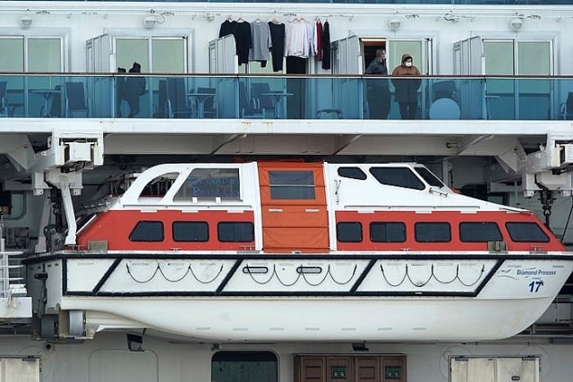 Cuộc sống bên trong du thuyền Diamond Princess - 'ổ dịch' nổi với 355 ca nhiễm Covid-19 cuoc song ben trong du thuyen diamond princess o dich noi voi 355 ca nhiem covid 19
