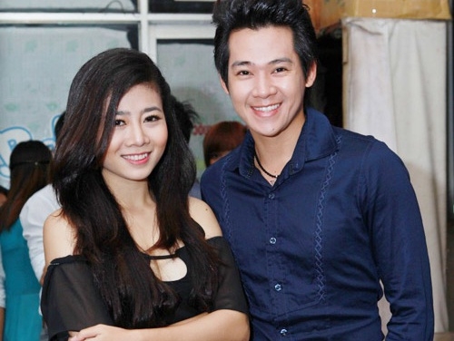 Khán giả khuyên Phùng Ngọc Huy sắp xếp thời gian về thăm Mai Phương khan gia khuyen phung ngoc huy sap xep thoi gian ve tham mai phuong
