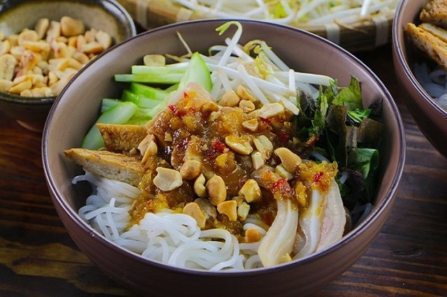 Những món bún Huế 'ăn một lần, nhớ cả đời' nhung mon bun hue an mot lan nho ca doi