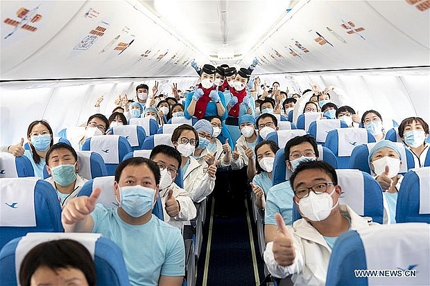 Vũ Hán kiểm soát được dịch Covid-19, các y bác sĩ vui mừng trở về nhà vu han kiem soat duoc dich covid 19 cac y bac si vui mung tro ve nha
