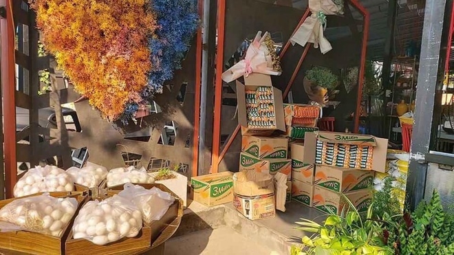 Ấm lòng những suất ăn miễn phí giữa mùa dịch Covid-19 am long nhung suat an mien phi giua mua dich covid 19