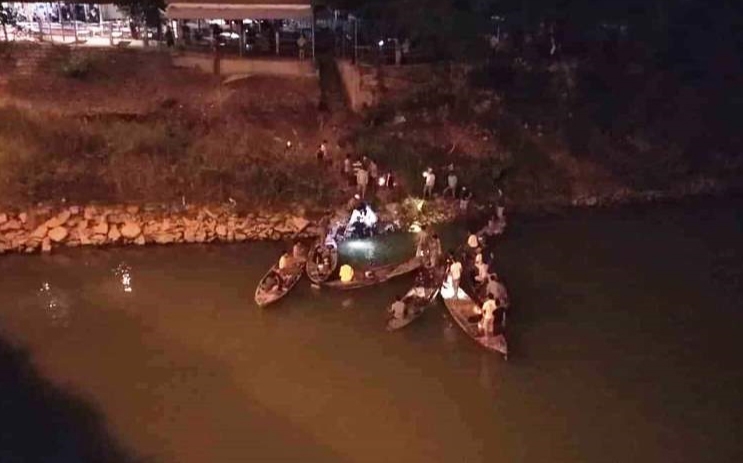 Tin tức trong ngày 7/4 mới nhất: Kiểm tra sâu 10 lái xe tại cửa ngõ TP.HCM trong ngày thứ 2 kiểm dịch tin tuc trong ngay 74 moi nhat kiem tra sau 10 lai xe tai cua ngo tphcm trong ngay thu 2 kiem dich