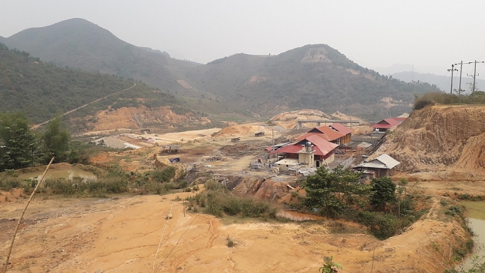 Công trình trọng điểm Ẳng Cang - Điện Biên thi công 10 năm vẫn... ngổn ngang cong trinh trong diem ho chua nuoc ang cang thi cong 10 nam van ngon ngang
