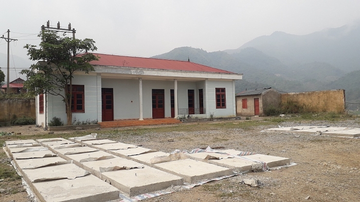 Công trình trọng điểm Ẳng Cang - Điện Biên thi công 10 năm vẫn... ngổn ngang cong trinh trong diem ho chua nuoc ang cang thi cong 10 nam van ngon ngang