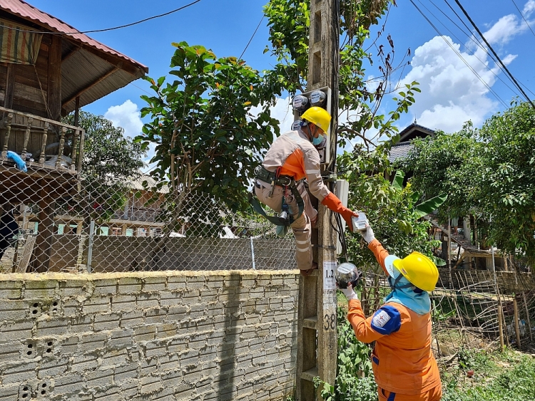 Chia sẻ khó khăn với khách hàng bị ảnh hưởng do dịch Covid-19 Chia sẻ khó khăn với khách hàng bị ảnh hưởng do dịch Covid-19