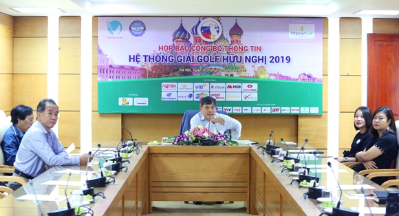 Giải Golf hữu nghị Liên Xô (cũ) và Đông Âu lần đầu tiên diễn ra tại Việt Nam vck giai golf huu nghi lien xo cu va dong au lan dau tien dien ra tai viet nam
