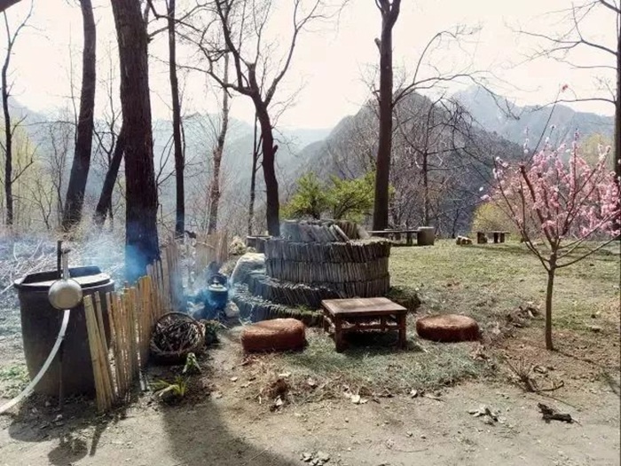 co gai 27 tuoi len nui song yen binh cung cay co 3 nam khong can mua sam khong can dung wifi