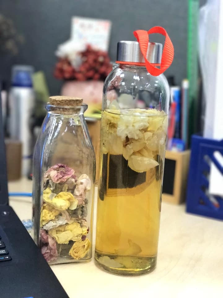 Ngôi nhà hạnh phúc thơm hương hoa hồng của cặp vợ chồng trẻ ở Thủ Đức, TP. HCM ngoi nha hanh phuc thom huong hoa hong cua cap vo chong tre o thu duc tp hcm