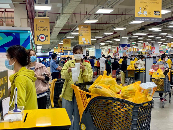 Ho Chi Minh City has enough supplies to meet skyrocketing demand for necessities Ho Chi Minh City has enough supplies to meet skyrocketing demand for necessities