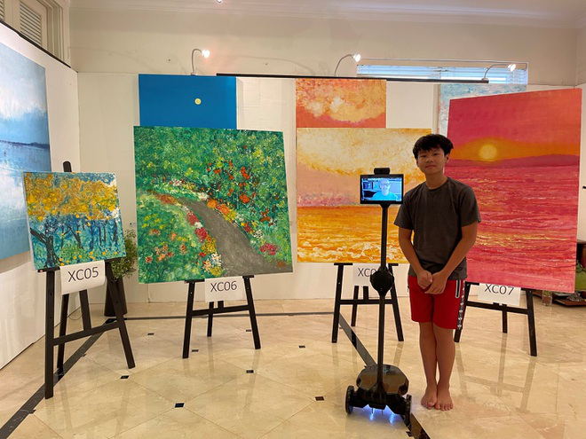 Young Artist Donates VND 3 Billion to Support Covid Fight Young Artist Donates VND 3 Billion to Support Covid Fight