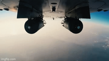 Nga ồ ạt rải mưa bom bằng hơn 200 cuộc không kích, miền Trung Syria nóng như chảo lửa Nga ồ ạt rải mưa bom bằng hơn 200 cuộc không kích, miền Trung Syria nóng như chảo lửa