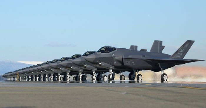 Lộ diện quốc gia đầu tiên có không quân sở hữu toàn chiến cơ tàng hình F-35 Lộ diện quốc gia đầu tiên có không quân sở hữu toàn chiến cơ tàng hình F-35
