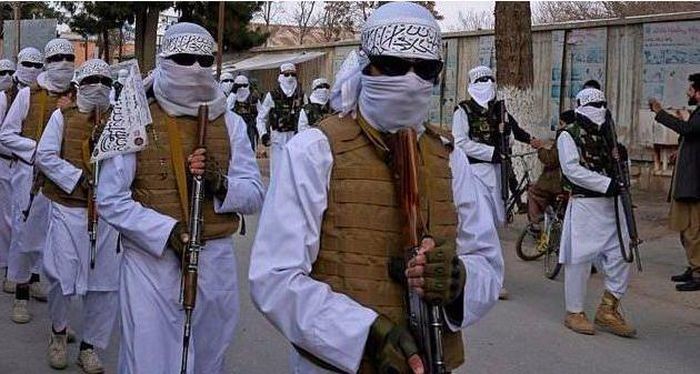 Taliban đưa quân xuống phố sau đợt bất ổn liên quan vụ bắt giữ thủ lĩnh người Uzbek Taliban đưa quân xuống phố sau đợt bất ổn liên quan vụ bắt giữ thủ lĩnh người Uzbek