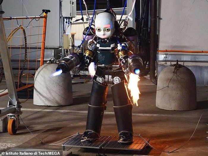 Italy phát triển robot Italy phát triển robot