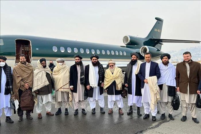 Taliban lần đầu cử đại diện sang châu Âu dự họp Taliban lần đầu cử đại diện sang châu Âu dự họp