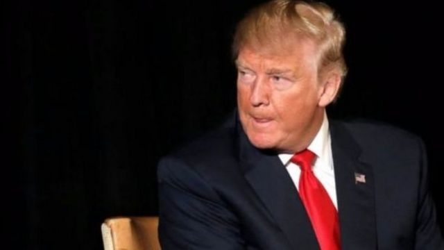 Bất ngờ 'tái xuất' trên mạng xã hội, cựu Tổng thống Trump chia sẻ thông điệp gì? Bất ngờ 'tái xuất' trên mạng xã hội, cựu Tổng thống Trump chia sẻ thông điệp gì?