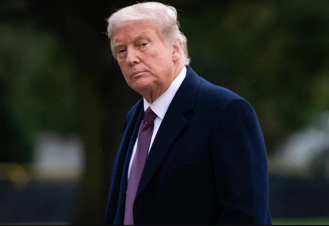 Đảng Dân chủ tìm cách cắt lương hưu và các đặc quyền khác của ông Trump Đảng Dân chủ tìm cách cắt lương hưu và các đặc quyền khác của ông Trump
