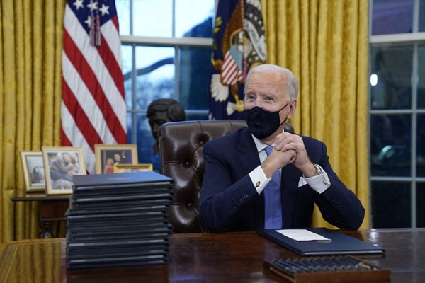 Tổng thống Biden bất ngờ gia hạn tình trạng khẩn cấp với Iran Tổng thống Biden bất ngờ gia hạn tình trạng khẩn cấp với Iran
