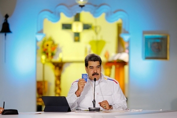 Venezuela "đánh tiếng" sẵn sàng đổi dầu lấy vắc xin
