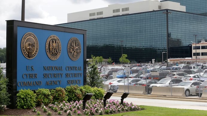 Quan chức an ninh do ông Trump bổ nhiệm phút chót quyết định từ chức Quan chức an ninh do ông Trump bổ nhiệm phút chót quyết định từ chức