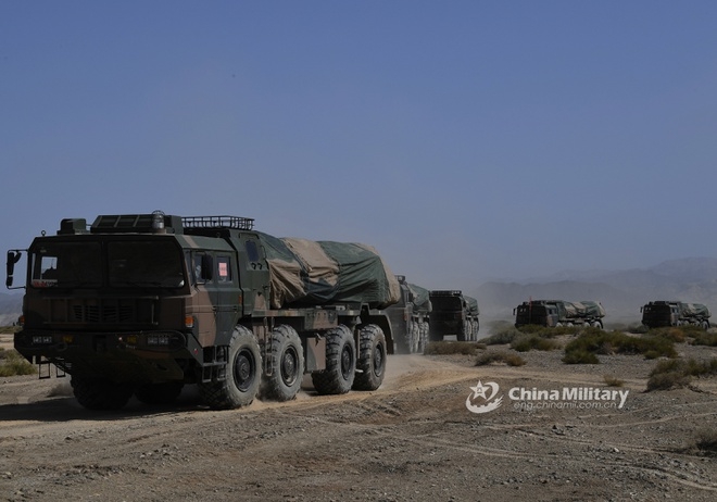 Trung Quốc triển khai hệ thống rocket sát biên giới Ấn, chỉ mất 3 phút để chuyển trạng thái Trung Quốc triển khai hệ thống rocket sát biên giới Ấn, chỉ mất 3 phút để chuyển trạng thái